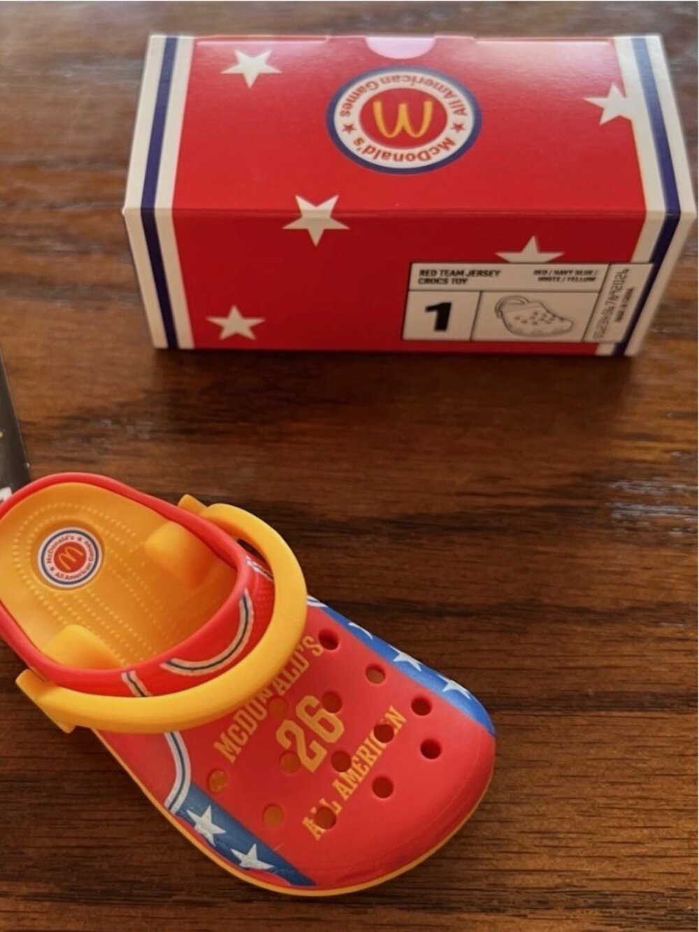 2026 McDONALD'S CROCS KEYCHAIN HAPPY MEAL TOY #1-NIB!
